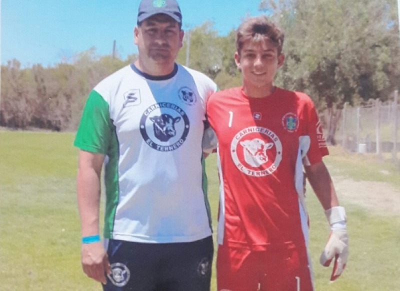 Mateo fue al arco casi de casualidad y no sali ms
